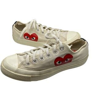 Comme des Garcons PLAY x Converse Hidden Heart Low Top Sneaker